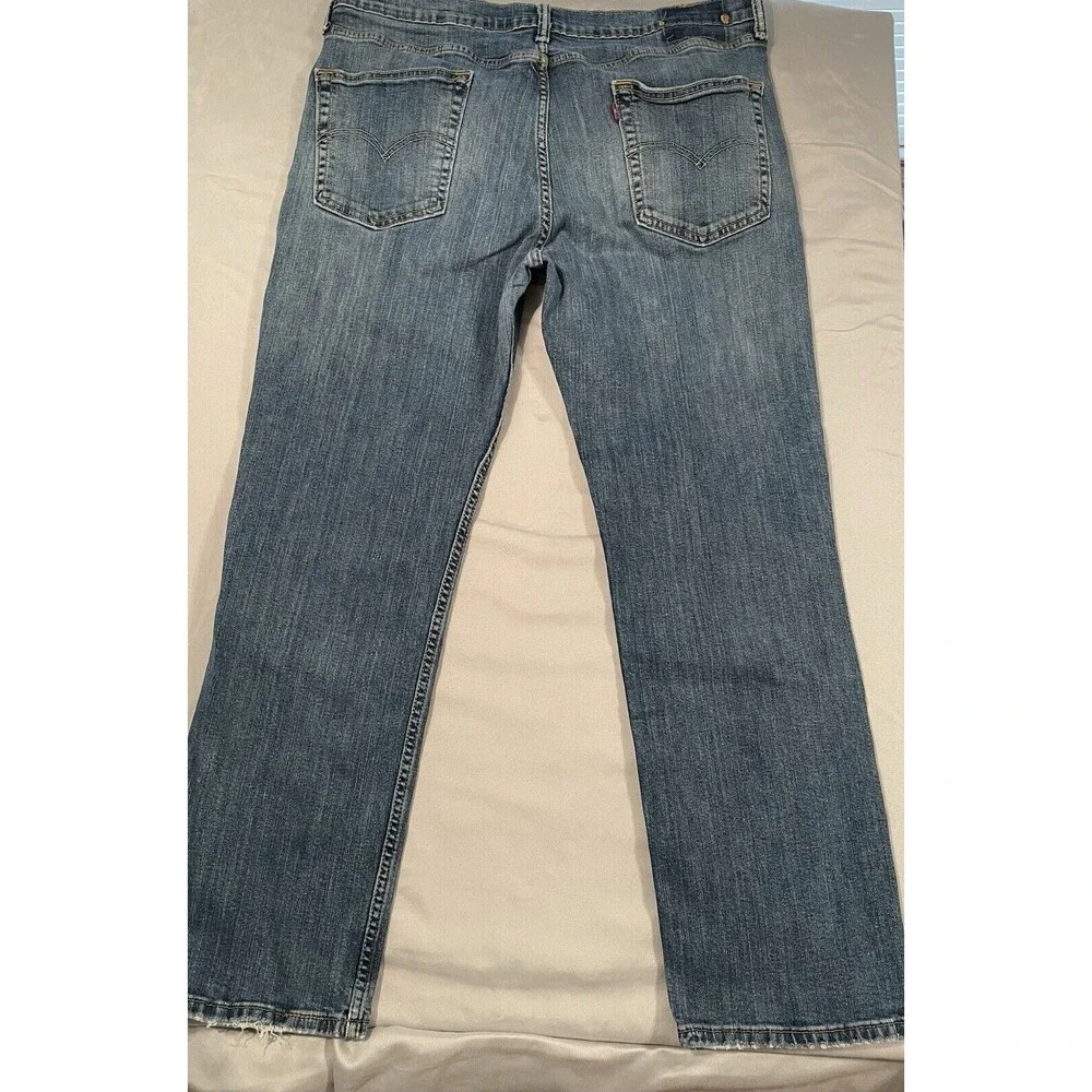 Levi’s Jeans Men Size 35”x28.5” Blue Denim Pants